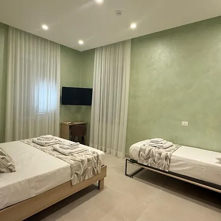 Affittacamere Tenuta Mareale 3*